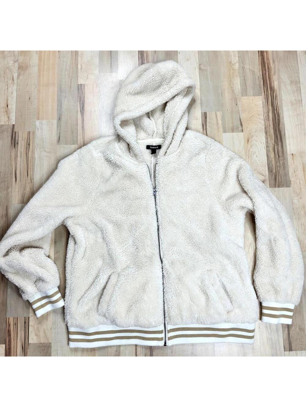 Torrid Cozy Fuzzy Zip-Up Hoodie Jacket Size 1 or 14-16